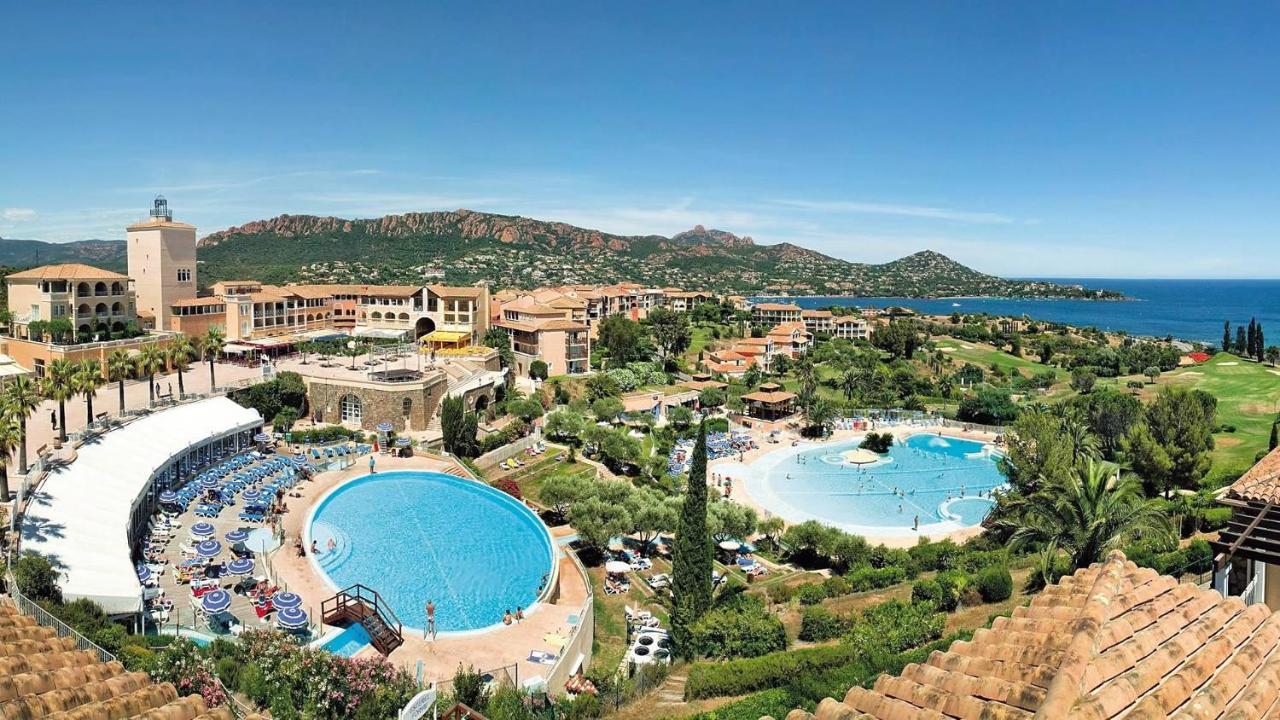Cap Esterel T2 1ch 4-5p Rez-de-Jardin Vue Mer, Piscine, Parking et Ménage inclus, WIFI gratuit Saint-Raphaël Exterior foto