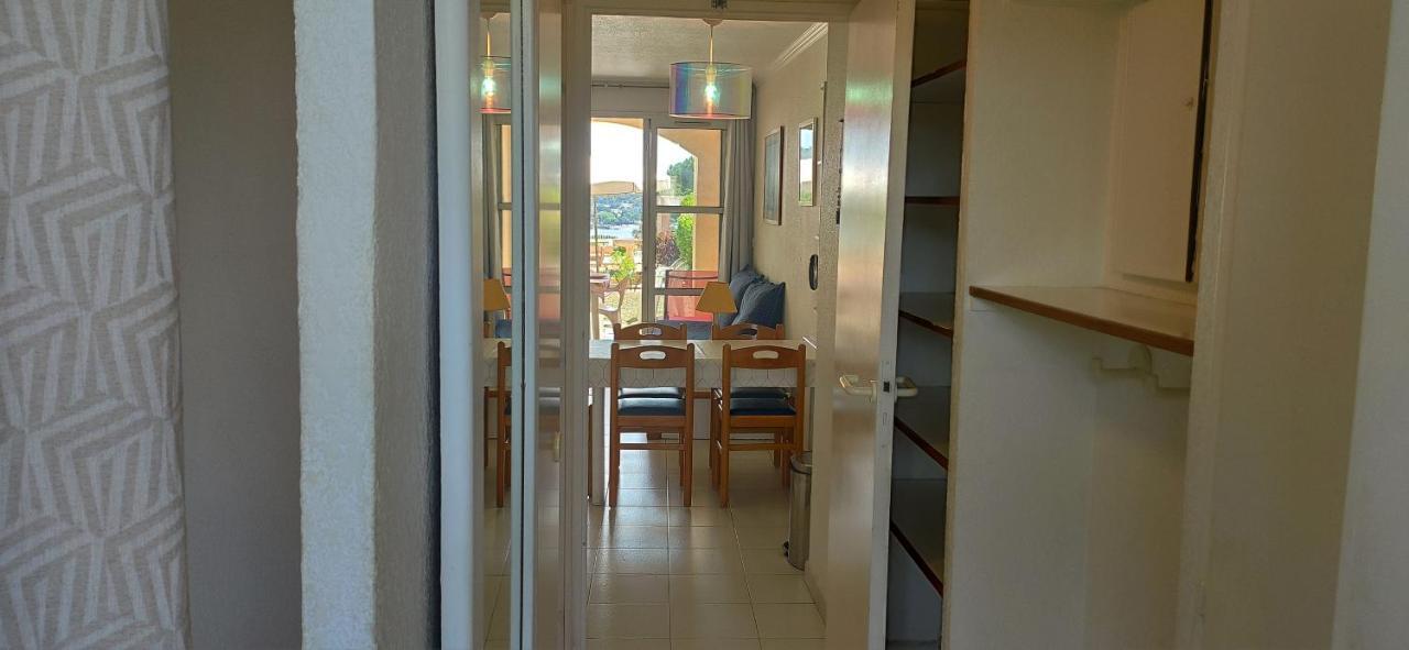 Cap Esterel T2 1ch 4-5p Rez-de-Jardin Vue Mer, Piscine, Parking et Ménage inclus, WIFI gratuit Saint-Raphaël Exterior foto